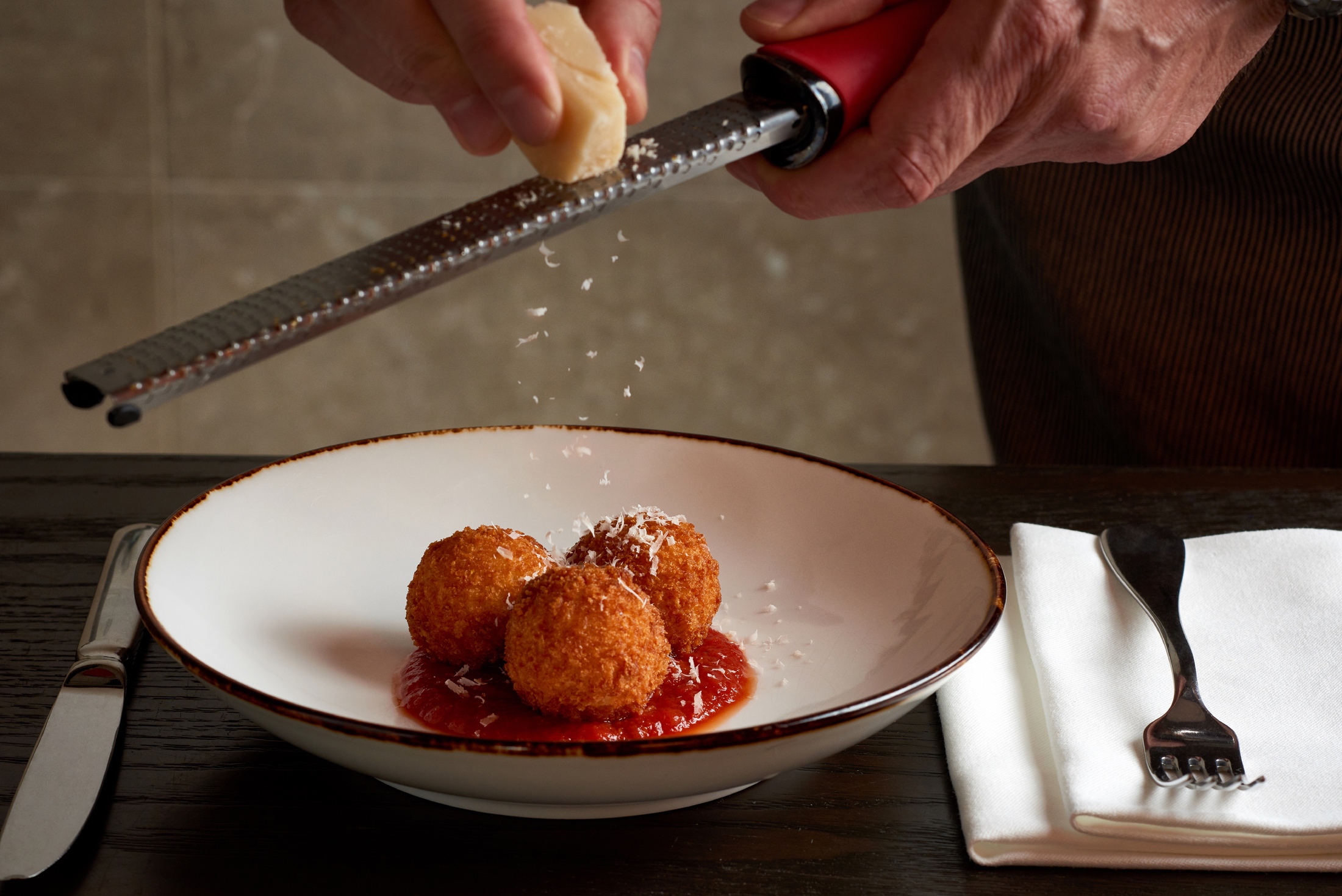 AaronVan_Food_Arancini_Appetizer_Four_Seasons