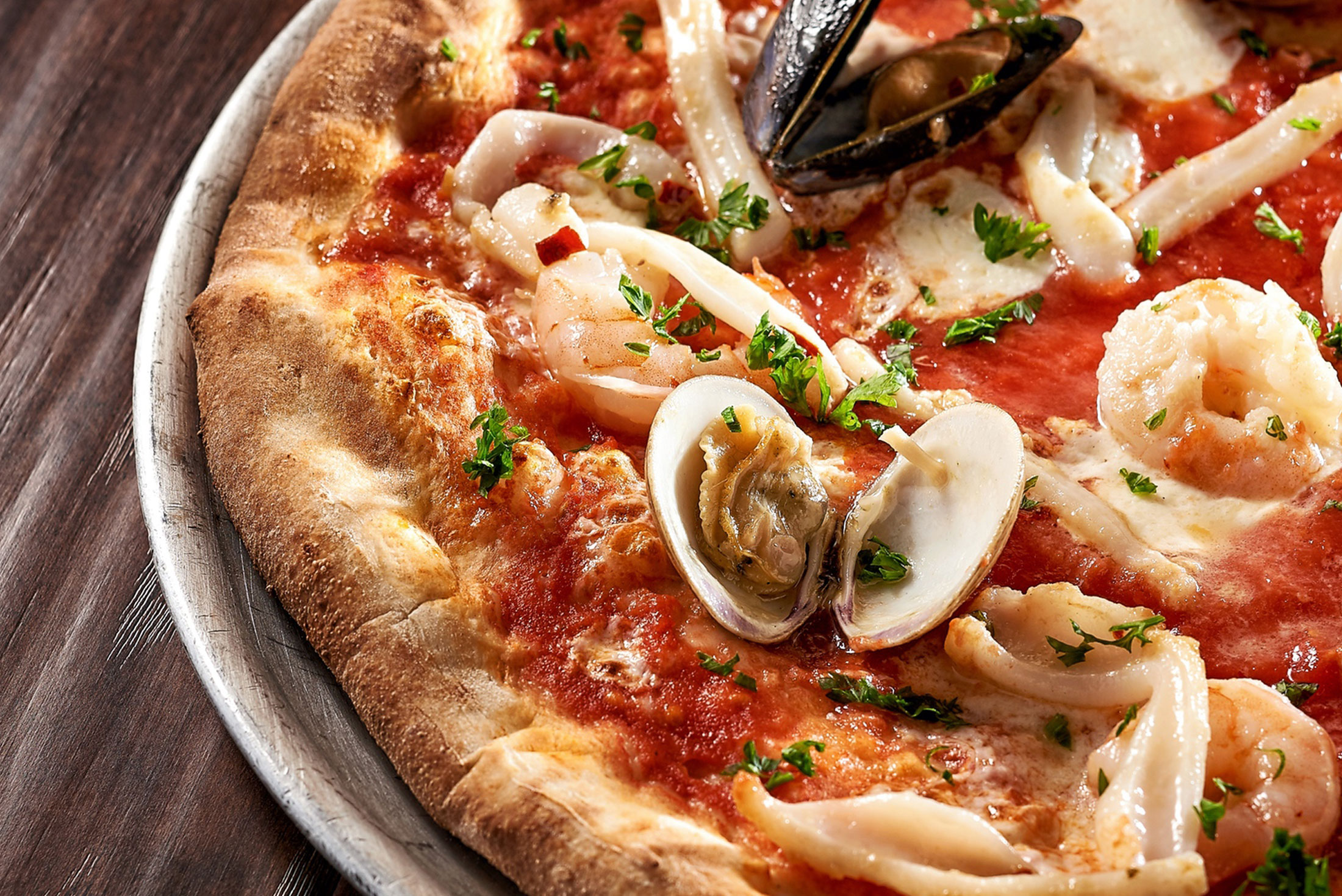 aaronvan_food_photography_via_napoli_seafood_pizza