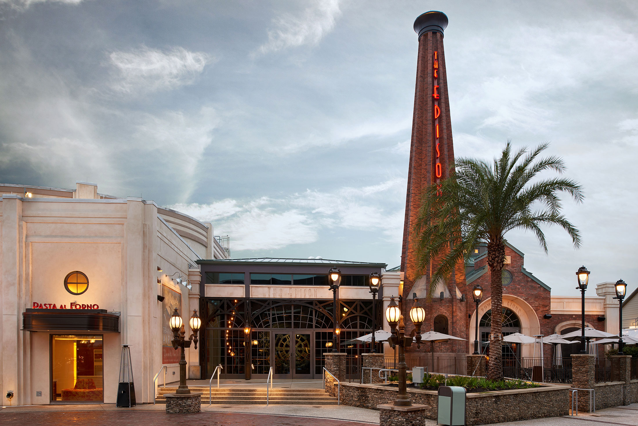 architecture_photography_disney_springs_orlando_edison_exterior2